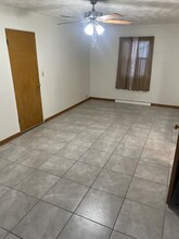 1723 Parkway Dr in Bettendorf, IA - Foto de edificio - Building Photo