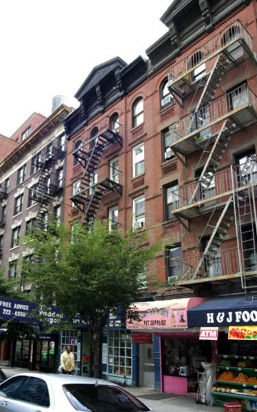 1431 York Ave in New York, NY - Building Photo - Building Photo