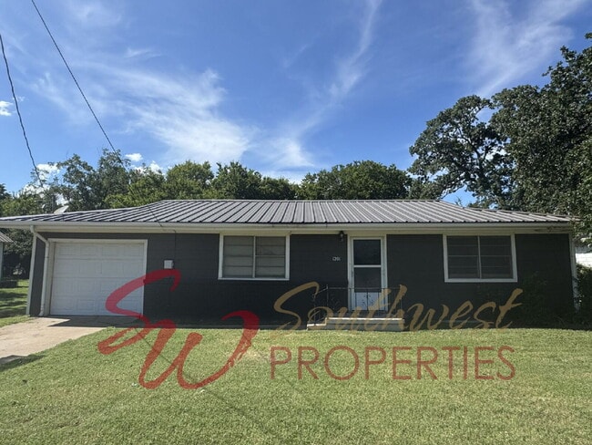 property at 1201 W Long
