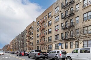 17-23 Post Ave in New York, NY - Building Photo