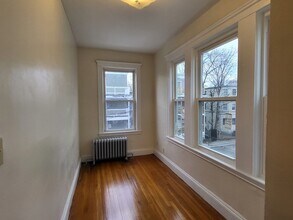 19 Mora St in Boston, MA - Building Photo - Building Photo