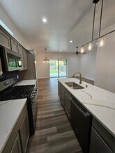 1003 N Armijo St in Las Cruces, NM - Foto de edificio - Building Photo