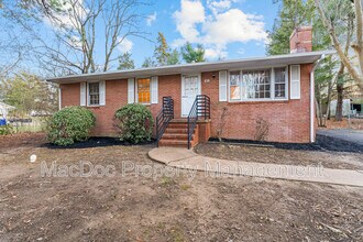 103 Bell Air Pl in Fredericksburg, VA - Building Photo - Building Photo