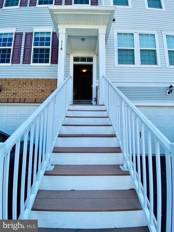 114 Admiral Ln in Warrington, PA - Building Photo - Building Photo