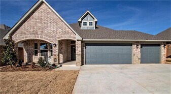 813 NW 188th St in Edmond, OK - Building Photo