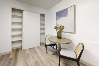 Locust Park Apartments in Loveland, CO - Foto de edificio - Interior Photo