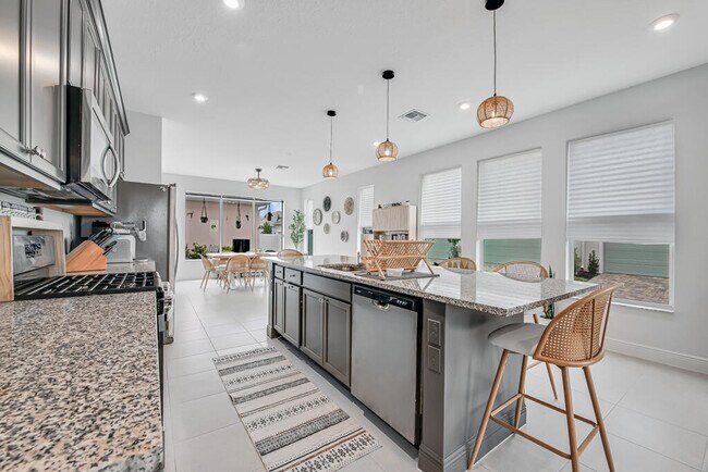 930 SW Pr Ave in Palm City, FL - Building Photo - Building Photo