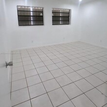 1538 NW 52nd Ave, Unit 2 in Lauderhill, FL - Building Photo - Building Photo