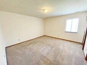 908 Hearthridge Ct in Raleigh, NC - Building Photo - Building Photo