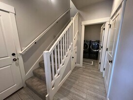 1470 NW John Fremont St in Bend, OR - Building Photo