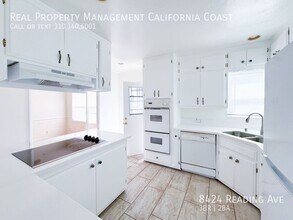 8424 Reading Ave in Los Angeles, CA - Building Photo - Building Photo