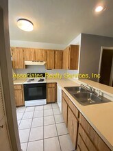 843 SW 60 Terrace in Gainesville, FL - Building Photo - Building Photo