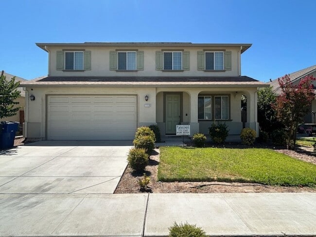 property at 1118 Greenbrier Dr