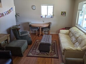 7845 2nd St in Wellington, CO - Foto de edificio - Building Photo