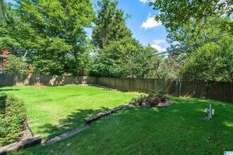 2005 Chestnut Rd in Vestavia Hills, AL - Building Photo - Building Photo