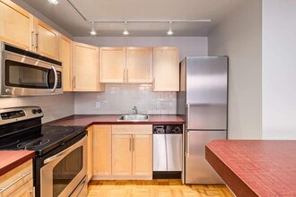 Garrison Apartments in Calgary, AB - Building Photo - Building Photo