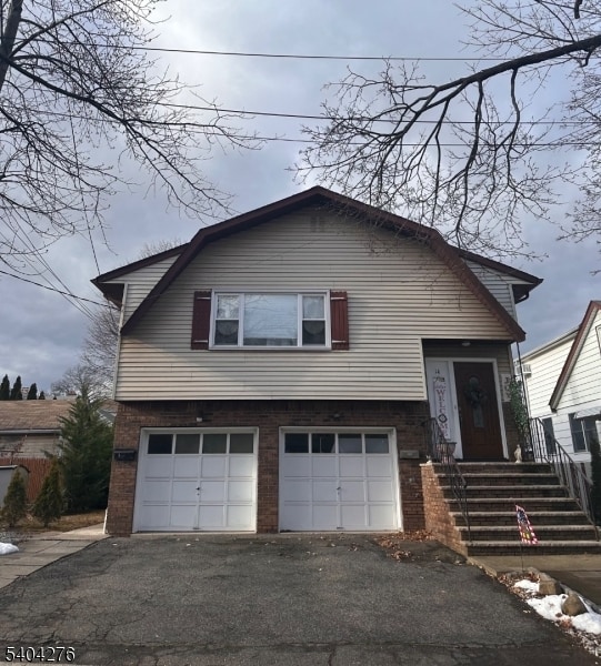 14 Orchard St in Clifton, NJ - Building Photo - Building Photo