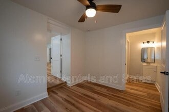 1140 Lake City Hwy in Clinton, TN - Building Photo - Building Photo