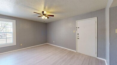 1524 Pine Ridge Dr, Unit A in College Station, TX - Building Photo - Building Photo
