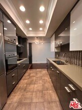 1880 Veteran Ave in Los Angeles, CA - Building Photo - Building Photo