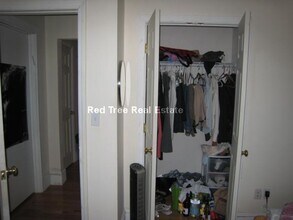 56 Egmont St in Brookline, MA - Foto de edificio - Building Photo