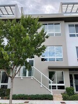 6650 NW 104th Path in Medley, FL - Building Photo