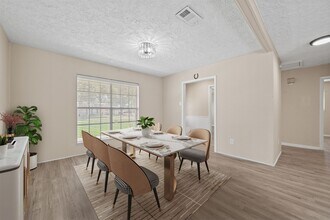 5826 Spruce Forest Dr in Houston, TX - Building Photo - Building Photo