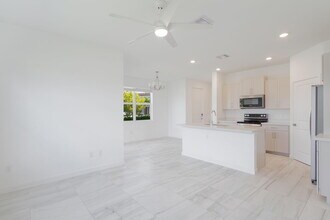 8638 Via Mar Rosso in Greenacres, FL - Building Photo - Building Photo