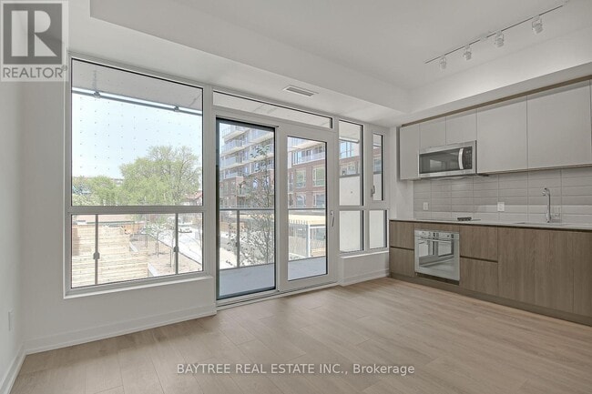 150 Logan Ave in Toronto, ON - Building Photo - Building Photo