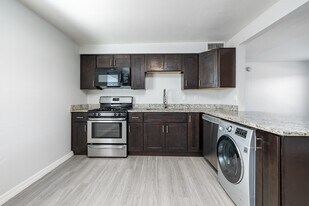 Sonoran On 9th in Tucson, AZ - Building Photo