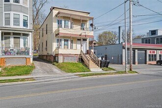 139 N Hamilton St in Poughkeepsie, NY - Building Photo - Building Photo