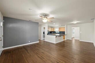 2631 W 45th St in Austin, TX - Building Photo - Building Photo