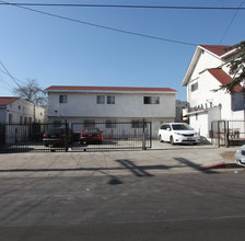 1277 N Ardmor Ave in Los Angeles, CA - Building Photo - Building Photo