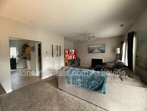 23 Scottish Cir in Asheville, NC - Building Photo - Building Photo