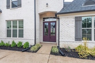 5143 Lawrenceburg Ln in Lakeland, TN - Building Photo - Building Photo