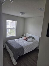 10829 Wooded Acre Aly in Orlando, FL - Building Photo - Building Photo