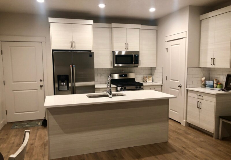 245 E Brigham Ln in North Salt Lake, UT - Building Photo