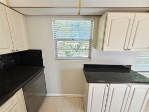 84 Mansfield B in Boca Raton, FL - Building Photo - Building Photo