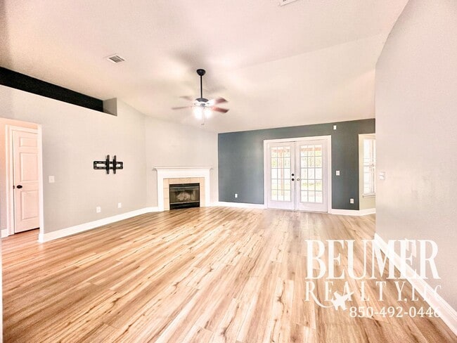 1097 Freeboard Blvd in Pensacola, FL - Building Photo - Building Photo