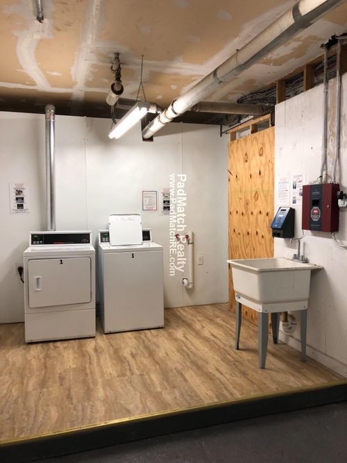 1375 Commonwealth Avenue-Unit -5 in Boston, MA - Building Photo