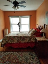 212 Emanuel Cleaver II Blvd, Unit KC Plaza in Kansas City, MO - Building Photo - Building Photo