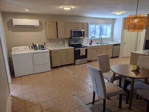 741 Elm St, Unit 741.5 Elm Street Room 1 in Elko, NV - Building Photo - Building Photo