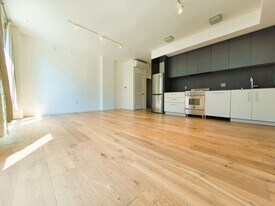 11 Franklin St in San Francisco, CA - Building Photo