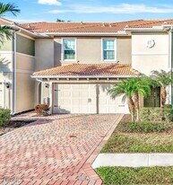 12123 Mahogany Cove St in Ft. Myers, FL - Building Photo