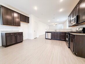 19623 Cat Spruce Ct in Porter, TX - Building Photo - Building Photo