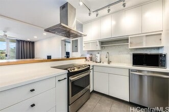 95-061 Waikalani Dr in Mililani, HI - Building Photo - Building Photo