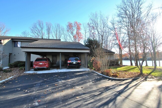 property at 74 Lakeshore Ct