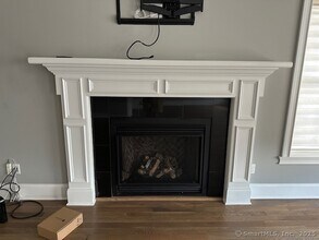 17 Vermont Ave in Fairfield, CT - Building Photo - Building Photo