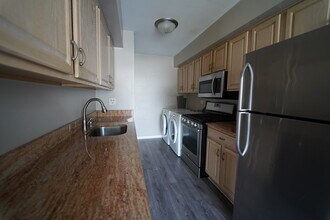 1543 Cornell Pl in Hoffman Estates, IL - Building Photo - Building Photo