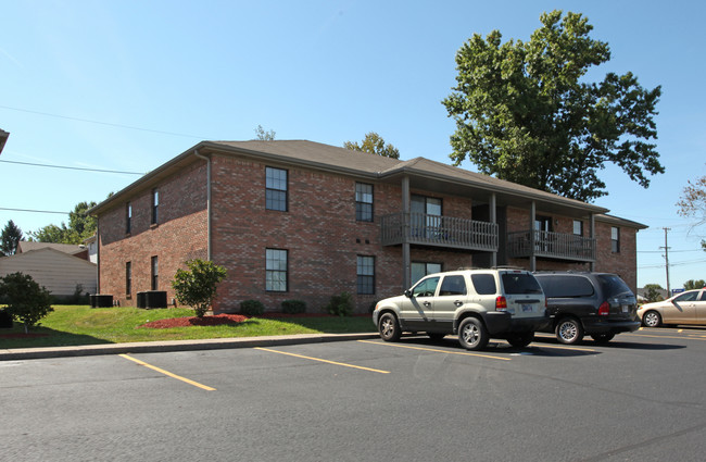 Carrington Place Apartments in Jeffersonville, IN - Building Photo - Building Photo